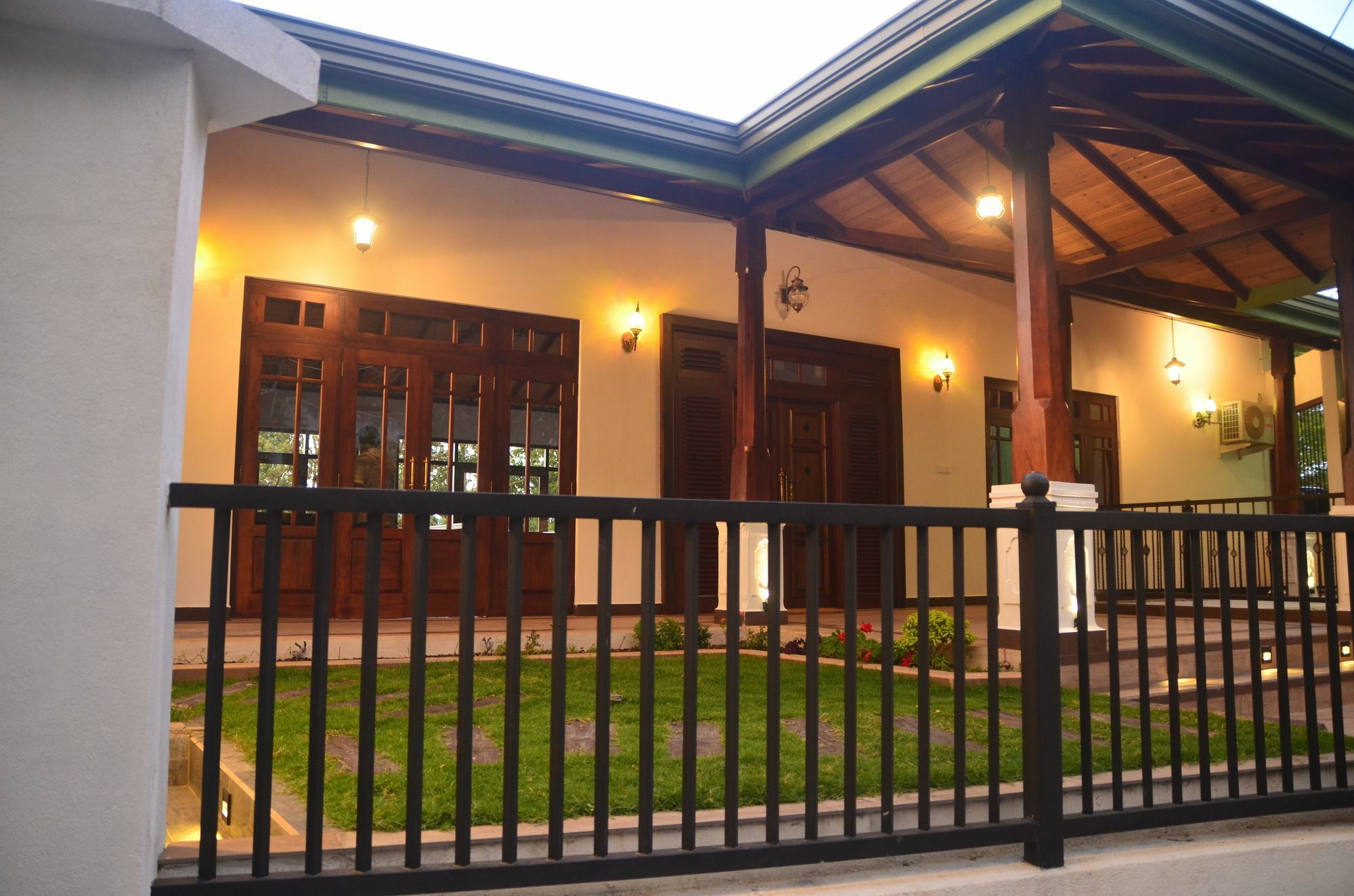The Grand Hanthana Kandy Exterior foto